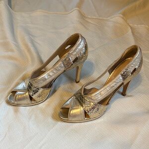 Oscar de la Renta Metallic Gold Heels